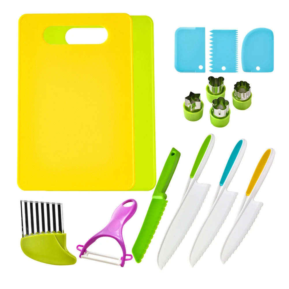 Kitchen Kids Baking Set - 15 個子供キッチンツールまな板クリンクルカッターピーラー鋸歯状エッジフルーツカッター形状セット調理器具ベーキングセット