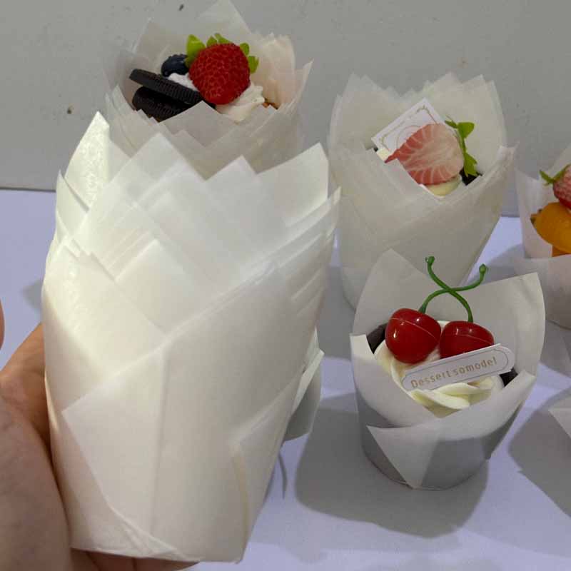 50個/100個/200個のチューリップケーキペーパーカップ - Kitchen Baking Mat のレビューと価格