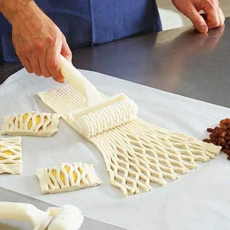 ピザローラーカッタークリエイティブピザペストリー格子ローラー - Kitchen Roller Baking のレビューと価格