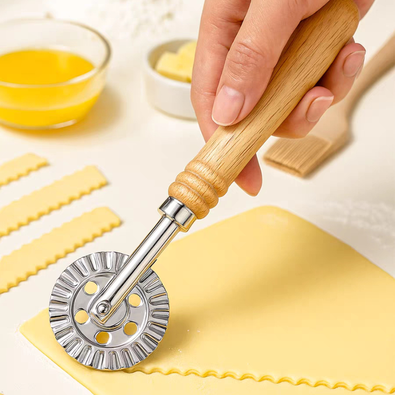 ペストリーホイールカッター ラウンドピザカッティングホイール - Kitchen Roller Baking のレビューと価格