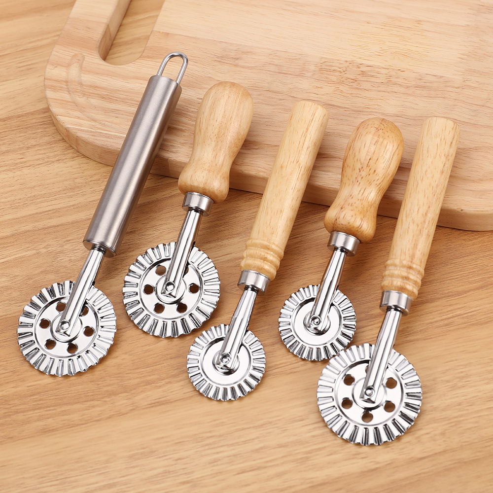 ペストリーホイールカッター ラウンドピザカッティングホイール - Kitchen Roller Baking のレビューと価格